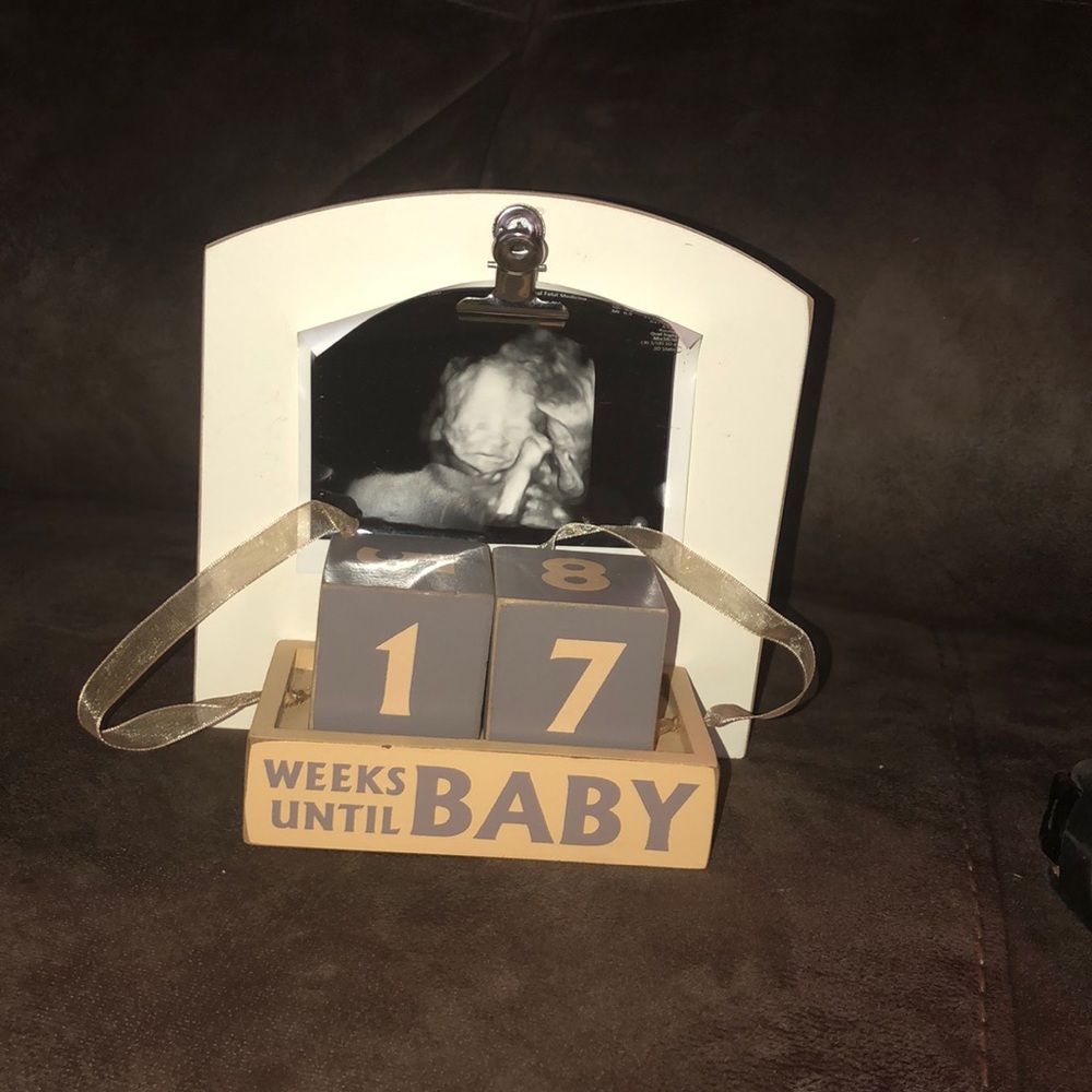 Weeks until baby counter and frame
